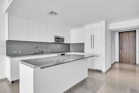 Купить кондоминиум в Майами, Флорида 1 спальня, 82.31м2, № 1938053 - фото 7