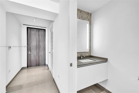 Купить кондоминиум в Майами, Флорида 1 спальня, 82.31м2, № 1938053 - фото 17