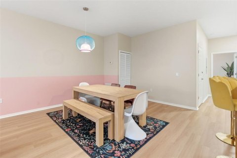 Casa en venta en Kissimmee, Florida, 3 dormitorios, 137.87 m2 № 2167013 - foto 10