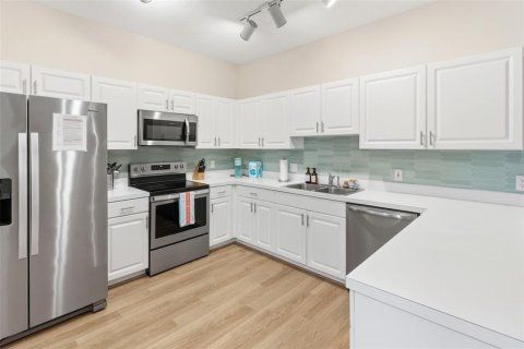Casa en venta en Kissimmee, Florida, 3 dormitorios, 137.87 m2 № 2167013 - foto 11