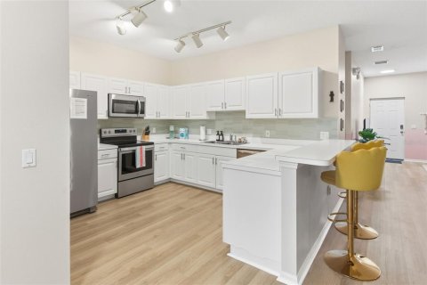 Casa en venta en Kissimmee, Florida, 3 dormitorios, 137.87 m2 № 2167013 - foto 14
