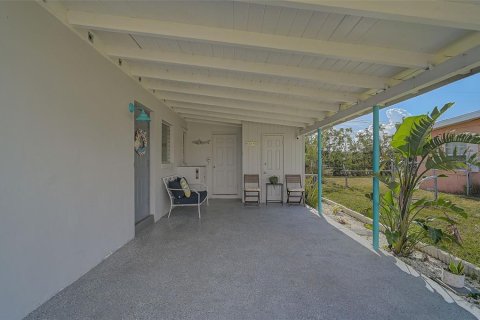 House in Port Charlotte, Florida 3 bedrooms, 81.2 sq.m. № 1788261 - photo 22
