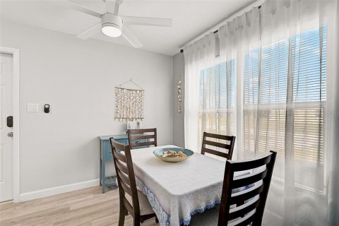 House in Port Charlotte, Florida 3 bedrooms, 81.2 sq.m. № 1788261 - photo 11