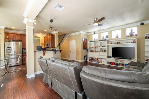Casa en venta en Orlando, Florida, 3 dormitorios, 170.75 m2 № 2299668 - foto 23