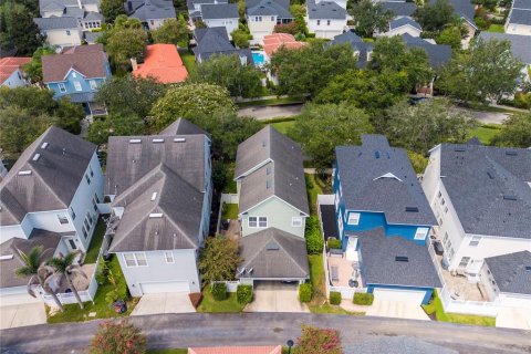 Casa en venta en Orlando, Florida, 3 dormitorios, 170.75 m2 № 2299668 - foto 13