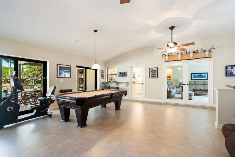 Casa en venta en Homestead, Florida, 3 dormitorios, 303.79 m2 № 1970928 - foto 11