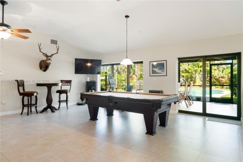 Casa en venta en Homestead, Florida, 3 dormitorios, 303.79 m2 № 1970928 - foto 10