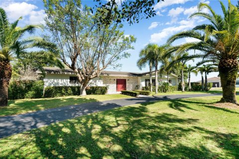 Casa en venta en Homestead, Florida, 3 dormitorios, 303.79 m2 № 1970928 - foto 6