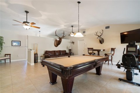 Casa en venta en Homestead, Florida, 3 dormitorios, 303.79 m2 № 1970928 - foto 12