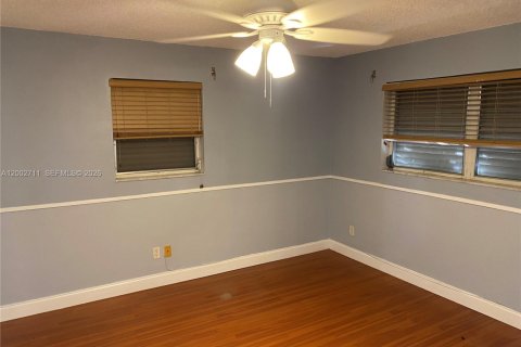 Condo in Davie, Florida, 1 bedroom  № 2068075 - photo 5