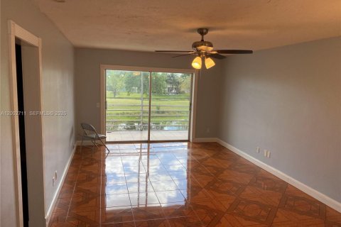 Condo in Davie, Florida, 1 bedroom  № 2068075 - photo 12