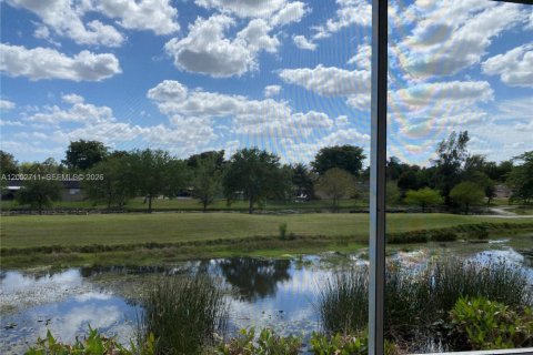 Condo in Davie, Florida, 1 bedroom  № 2068075 - photo 4