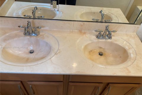 Condo in Davie, Florida, 1 bedroom  № 2068075 - photo 8