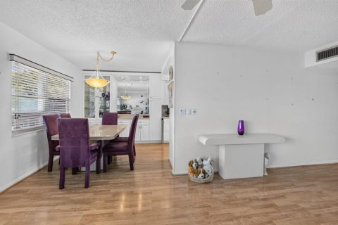 Condo in Deerfield Beach, Florida, 2 bedrooms  № 2177234 - photo 7
