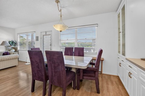 Condo in Deerfield Beach, Florida, 2 bedrooms  № 2177234 - photo 13