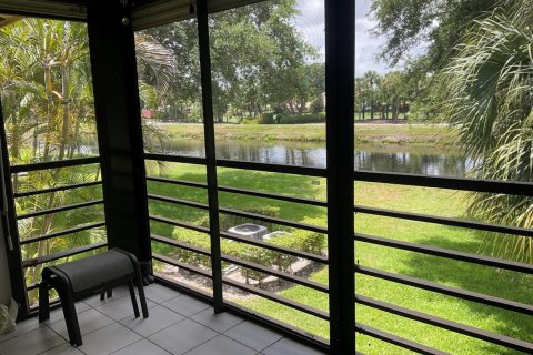 Copropriété à vendre à Delray Beach, Floride: 2 chambres, 107.58 m2 № 2311091 - photo 3