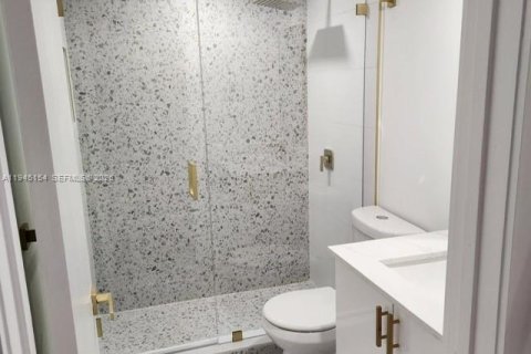 Copropriété à vendre à Pembroke Pines, Floride: 2 chambres, 88.54 m2 № 2088845 - photo 7