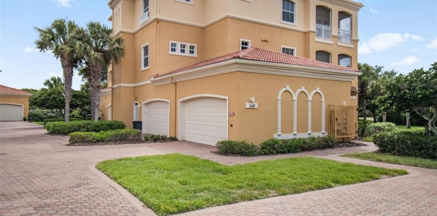 Condo in Palm Coast, Florida, 3 bedrooms № 2355923