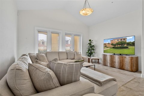 Condo in Palm Coast, Florida, 3 bedrooms № 2355923 - photo 18