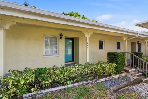 House in Clearwater, Florida 1 bedroom, 64.1 sq.m. № 2310269