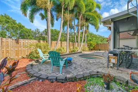 House in Coconut Creek, Florida 3 bedrooms, 133.97 sq.m. № 1922973 - photo 26