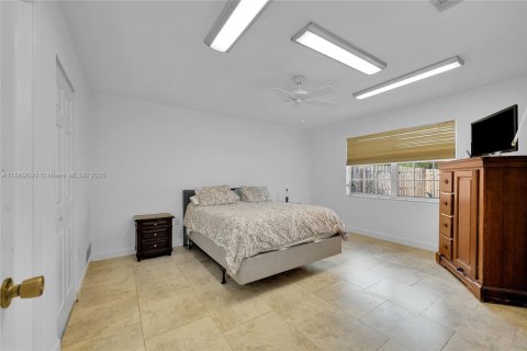 House in Coconut Creek, Florida 3 bedrooms, 133.97 sq.m. № 1922973 - photo 17