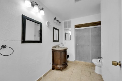 House in Coconut Creek, Florida 3 bedrooms, 133.97 sq.m. № 1922973 - photo 21