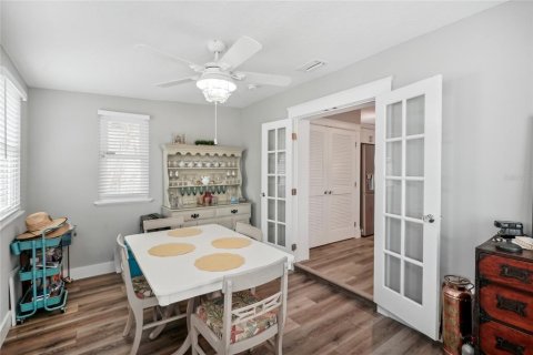 House in Venice, Florida 3 bedrooms, 125.88 sq.m. № 1908043 - photo 16