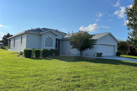 Casa en venta en Ocala, Florida, 3 dormitorios, 194.44 m2 № 1376453 - foto 1