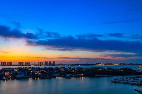 Condominio en venta en Belleair, Florida, 3 dormitorios, 111.48 m2 № 1670192 - foto 3