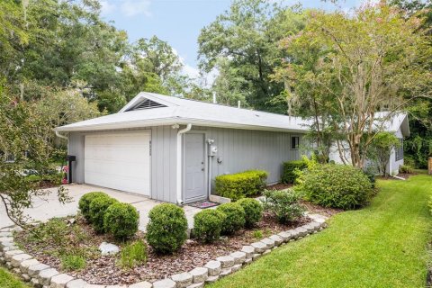 Villa ou maison à vendre à Gainesville, Floride: 2 chambres, 123.37 m2 № 1906513 - photo 1