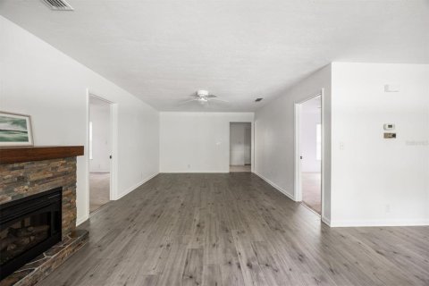 Villa ou maison à vendre à Gainesville, Floride: 2 chambres, 123.37 m2 № 1906513 - photo 8