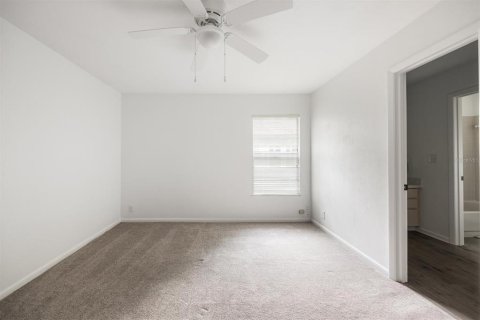Villa ou maison à vendre à Gainesville, Floride: 2 chambres, 123.37 m2 № 1906513 - photo 21