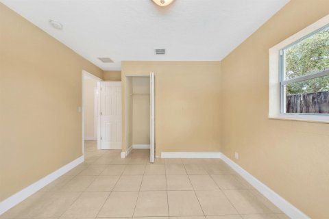 House in Pompano Beach, Florida 4 bedrooms, 102.56 sq.m. № 2081938 - photo 21