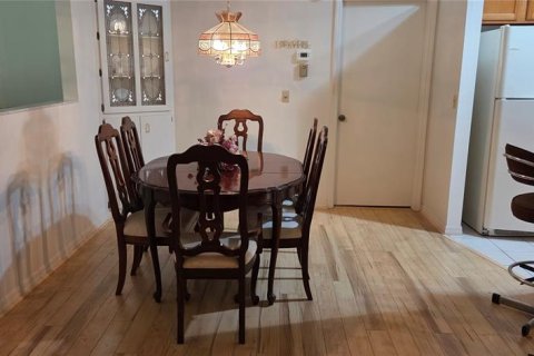 House in Lake Wales, Florida 3 bedrooms, 143.72 sq.m. № 1898434 - photo 6