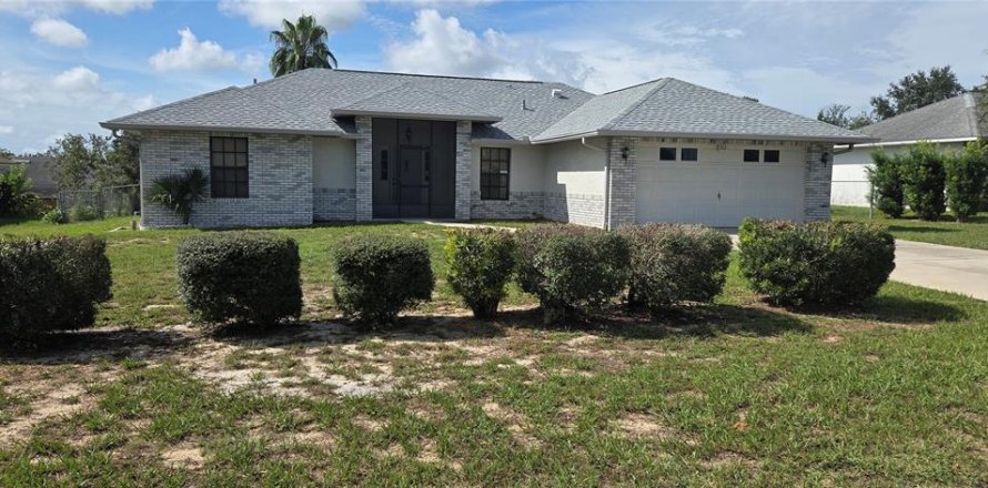 Villa ou maison à Lake Wales, Floride 3 chambres, 143.72 m2 № 1898434