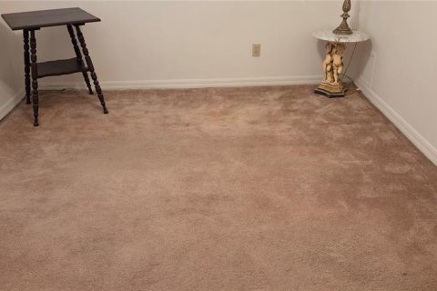 House in Lake Wales, Florida 3 bedrooms, 143.72 sq.m. № 1898434 - photo 9