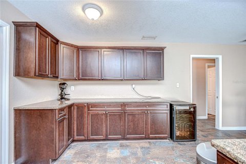 House in Lakeland, Florida 3 bedrooms, 144 sq.m. № 1910153 - photo 13