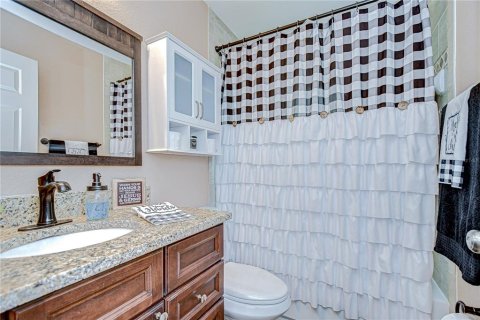 House in Lakeland, Florida 3 bedrooms, 144 sq.m. № 1910153 - photo 23