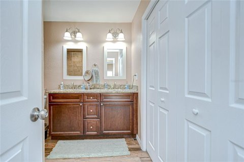 House in Lakeland, Florida 3 bedrooms, 144 sq.m. № 1910153 - photo 19