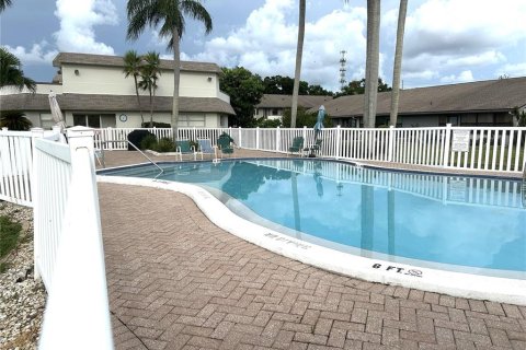 Copropriété à louer à Saint Petersburg, Floride: 2 chambres, 111.48 m2 № 2151356 - photo 22