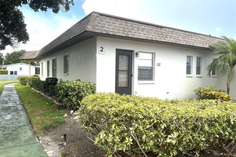 Copropriété à louer à Saint Petersburg, Floride: 2 chambres, 111.48 m2 № 2151356 - photo 4