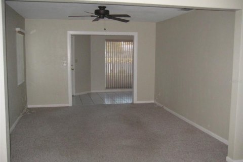 Copropriété à louer à Saint Petersburg, Floride: 2 chambres, 111.48 m2 № 2151356 - photo 8