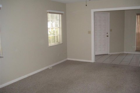 Copropriété à louer à Saint Petersburg, Floride: 2 chambres, 111.48 m2 № 2151356 - photo 7