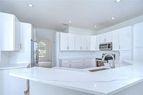 Villa ou maison à vendre à Riverview, Floride: 4 chambres, 232.91 m2 № 1877474 - photo 18