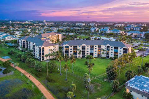 Condo in Jupiter, Florida, 2 bedrooms  № 2182313 - photo 24