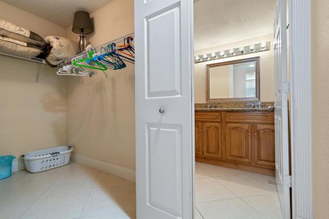Condo in Jupiter, Florida, 2 bedrooms  № 2182313 - photo 8