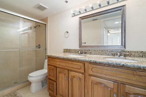 Condo in Jupiter, Florida, 2 bedrooms  № 2182313 - photo 9