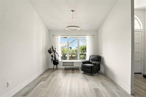 House in Malabar, Florida 3 bedrooms, 176.42 sq.m. № 1827309 - photo 9