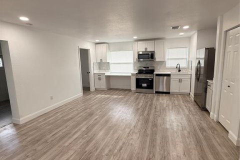 Casa en venta en Wauchula, Florida, 3 dormitorios, 112.13 m2 № 1905145 - foto 3